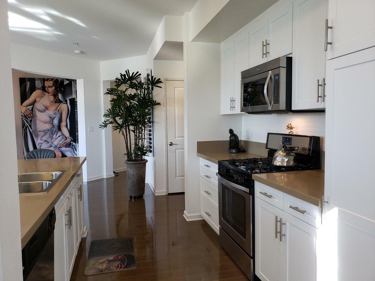 Penthouse Dreams Apartment Ървайн Екстериор снимка