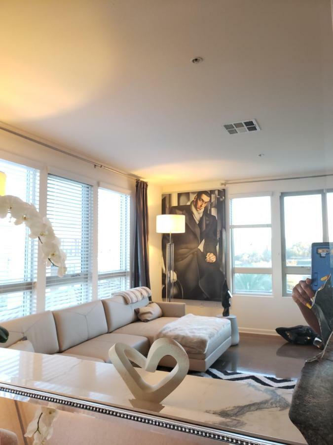 Penthouse Dreams Apartment Ървайн Екстериор снимка