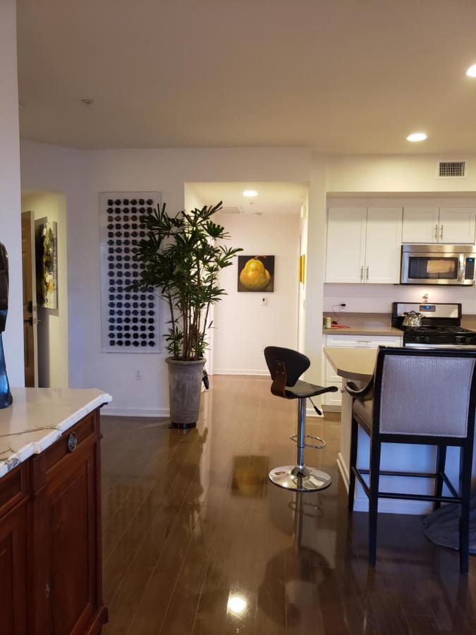 Penthouse Dreams Apartment Ървайн Екстериор снимка